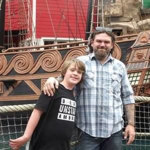 Meet your Posher, Hunter